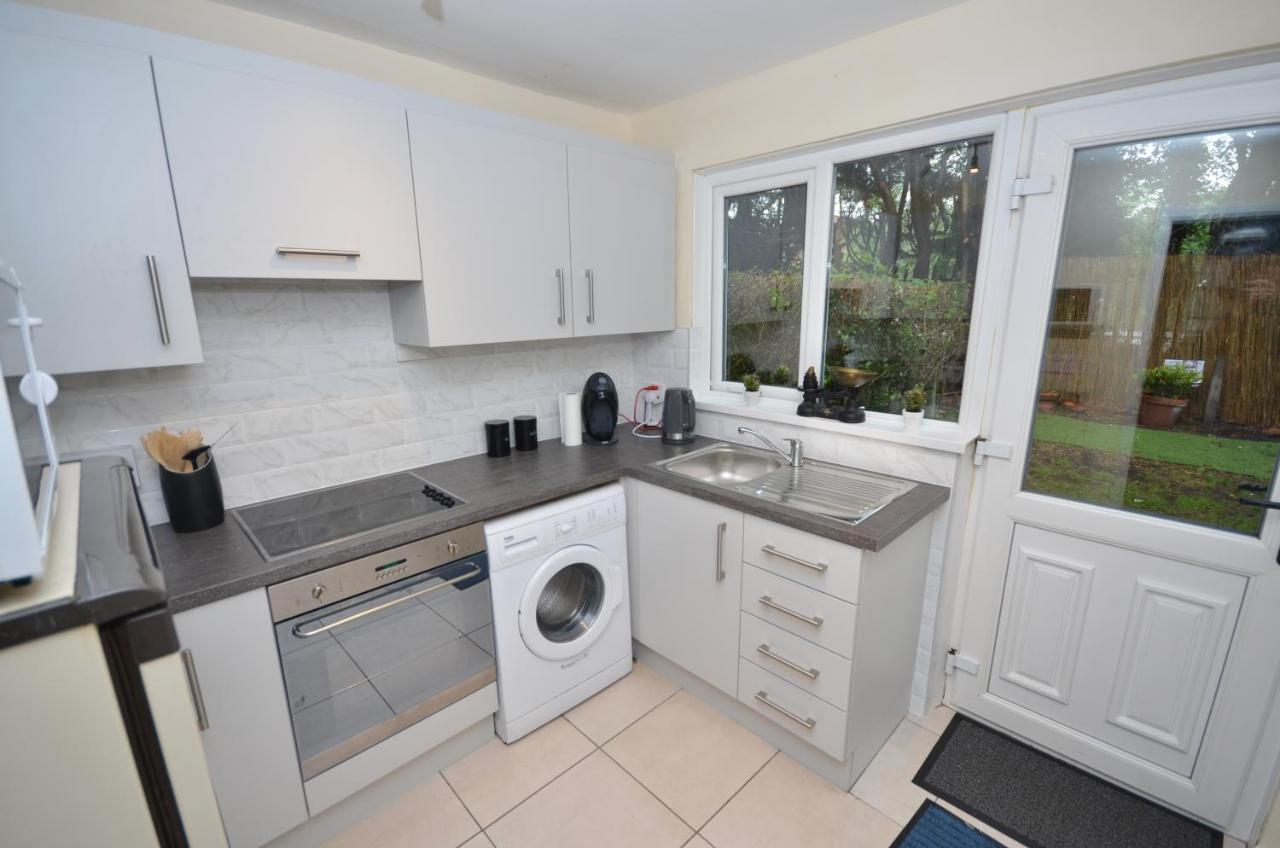 Bright Stylish 2 Bedroom Garden Apartment South Belfast Close To Everything Екстер'єр фото