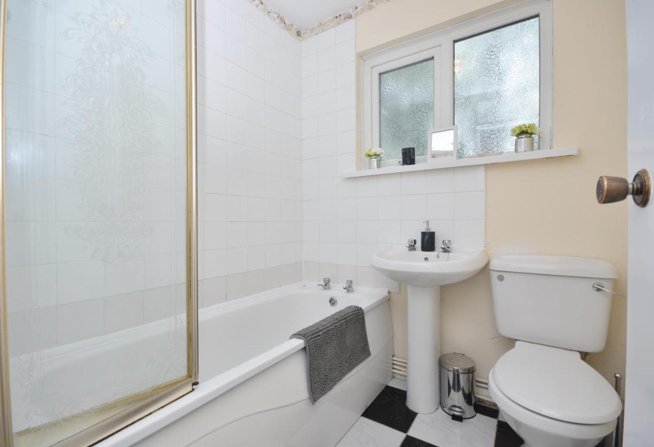 Bright Stylish 2 Bedroom Garden Apartment South Belfast Close To Everything Екстер'єр фото